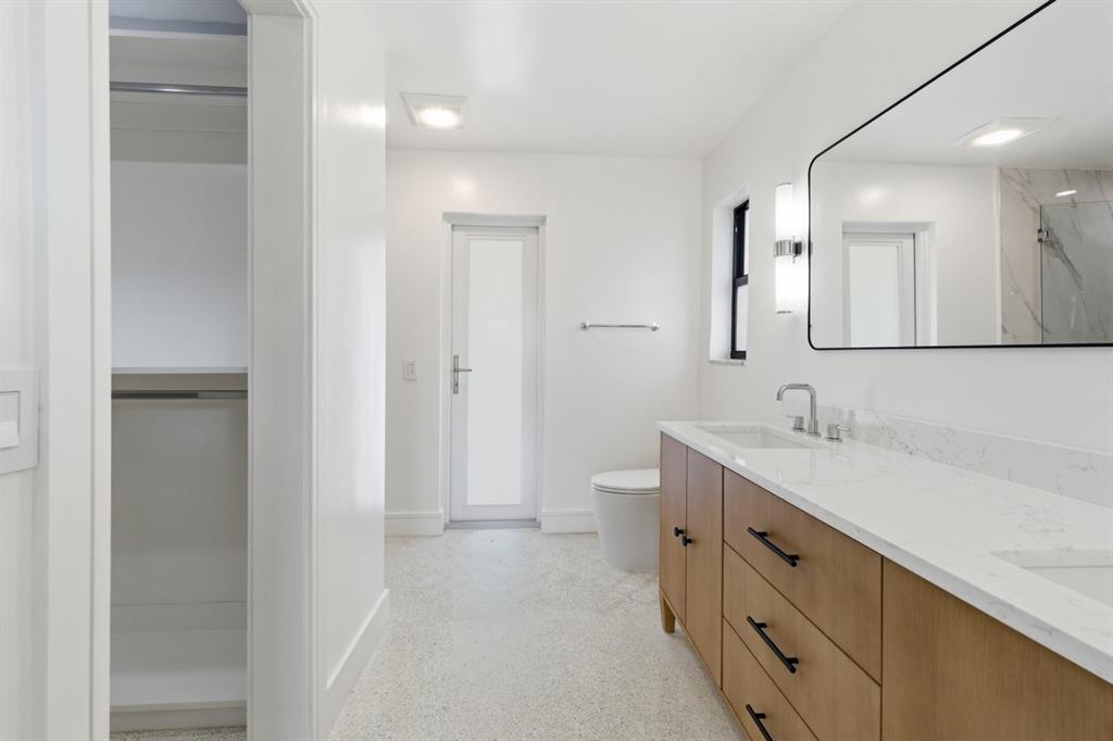 3420 Northeast 26th Avenue Lighthouse Point, FL 33064 - Photo 15 of 42