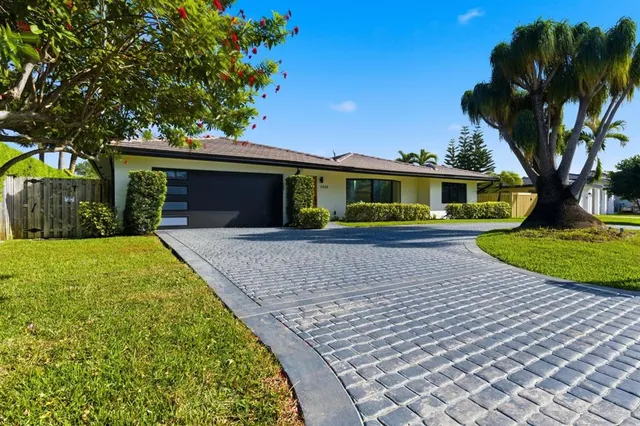 $1,275,000 | 3420 Northeast 26th Avenue, Lighthouse Point, FL 33064