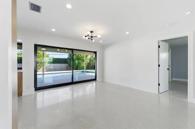 $1,275,000 | 3420 Northeast 26th Avenue, Lighthouse Point, FL 33064