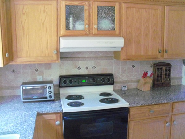 278 Bay Road Hadley, MA 01035 - Photo 7 of 20 Gallery Image 7