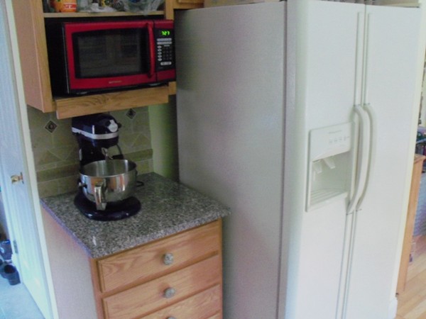 278 Bay Road Hadley, MA 01035 - Photo 8 of 20 Gallery Image 8