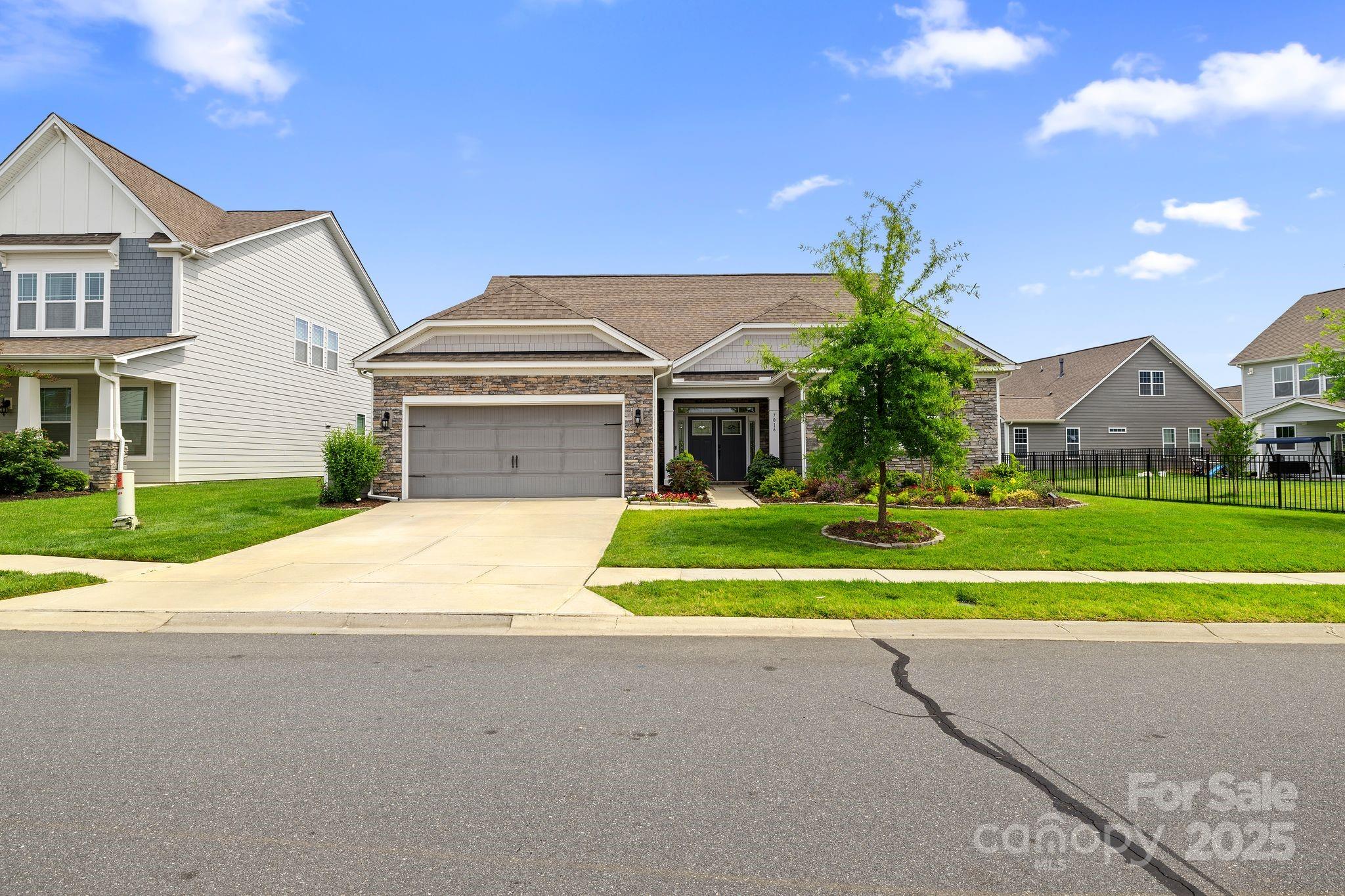 7016 Bareland Road Fort Mill, SC 29707 - Photo 4 of 44 Gallery Image 4
