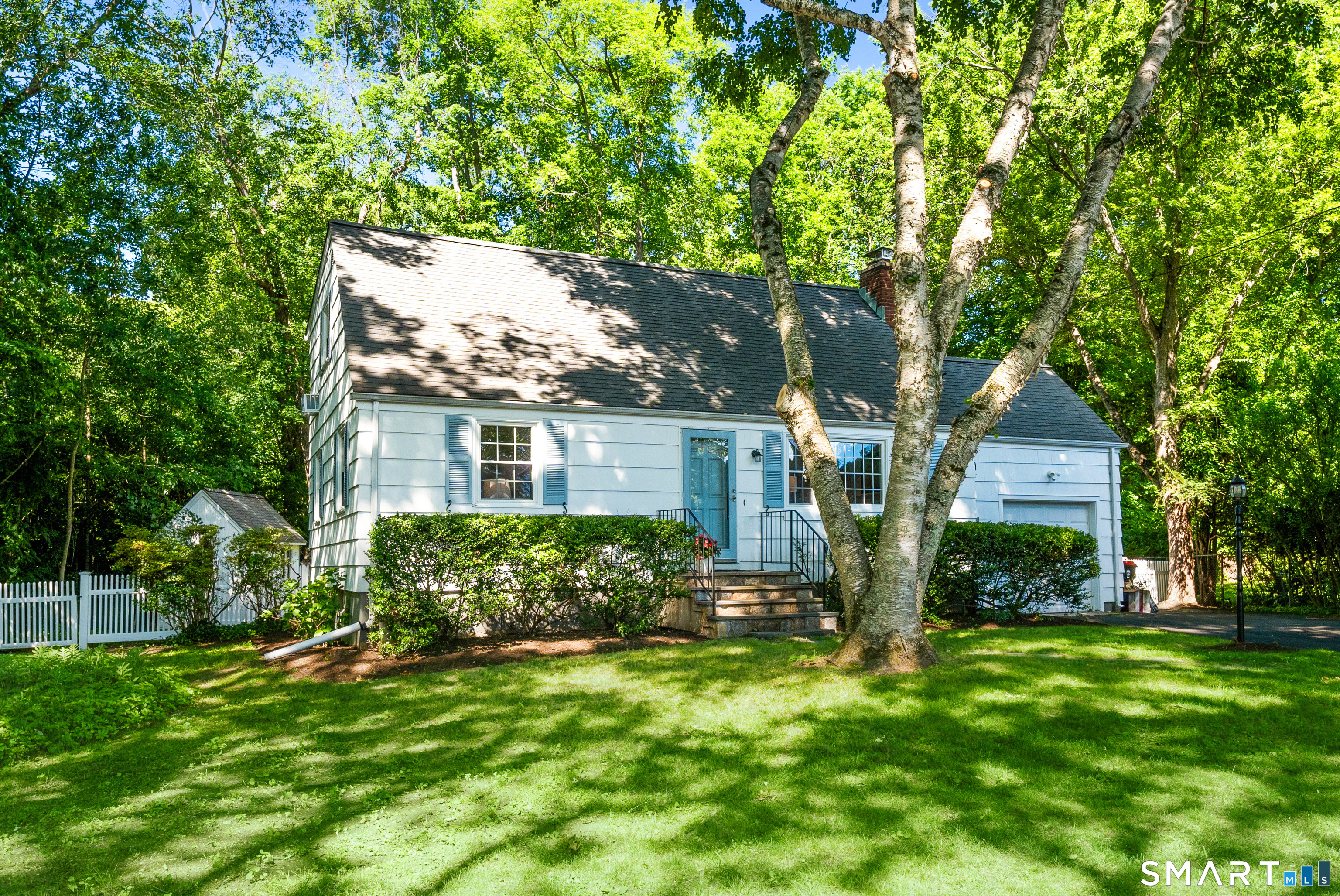 22 Powder Horn Road Norwalk, CT 06850 - Photo 29 of 37