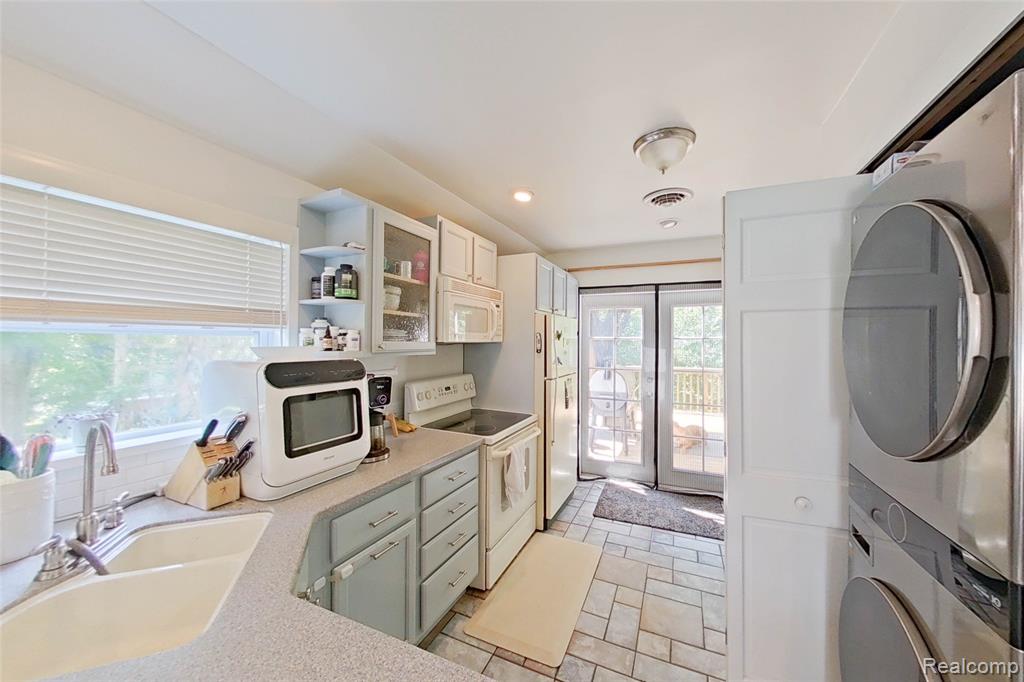 3220 Swarthout Road Pinckney, MI 48169 - Photo 8 of 25