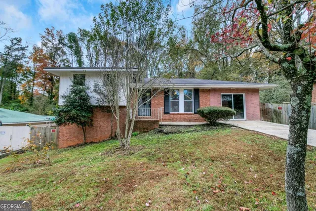 $295,000 | 927 Slash Pine Road, Forest Park, GA 30297
