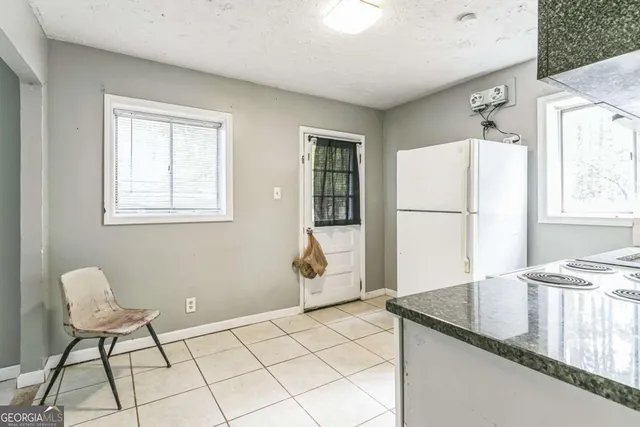 $295,000 | 927 Slash Pine Road, Forest Park, GA 30297