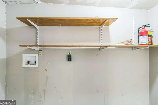 $295,000 | 927 Slash Pine Road, Forest Park, GA 30297