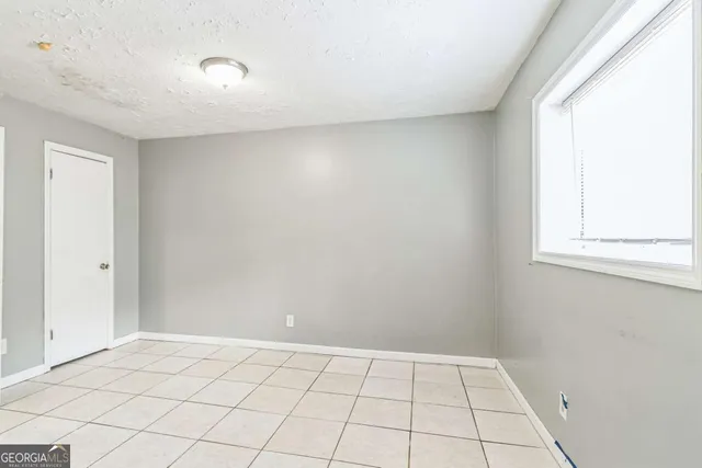 $295,000 | 927 Slash Pine Road, Forest Park, GA 30297