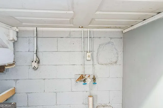 $295,000 | 927 Slash Pine Road, Forest Park, GA 30297