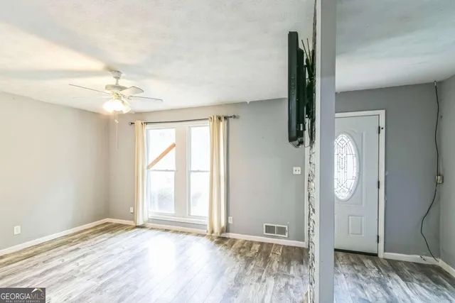 $295,000 | 927 Slash Pine Road, Forest Park, GA 30297