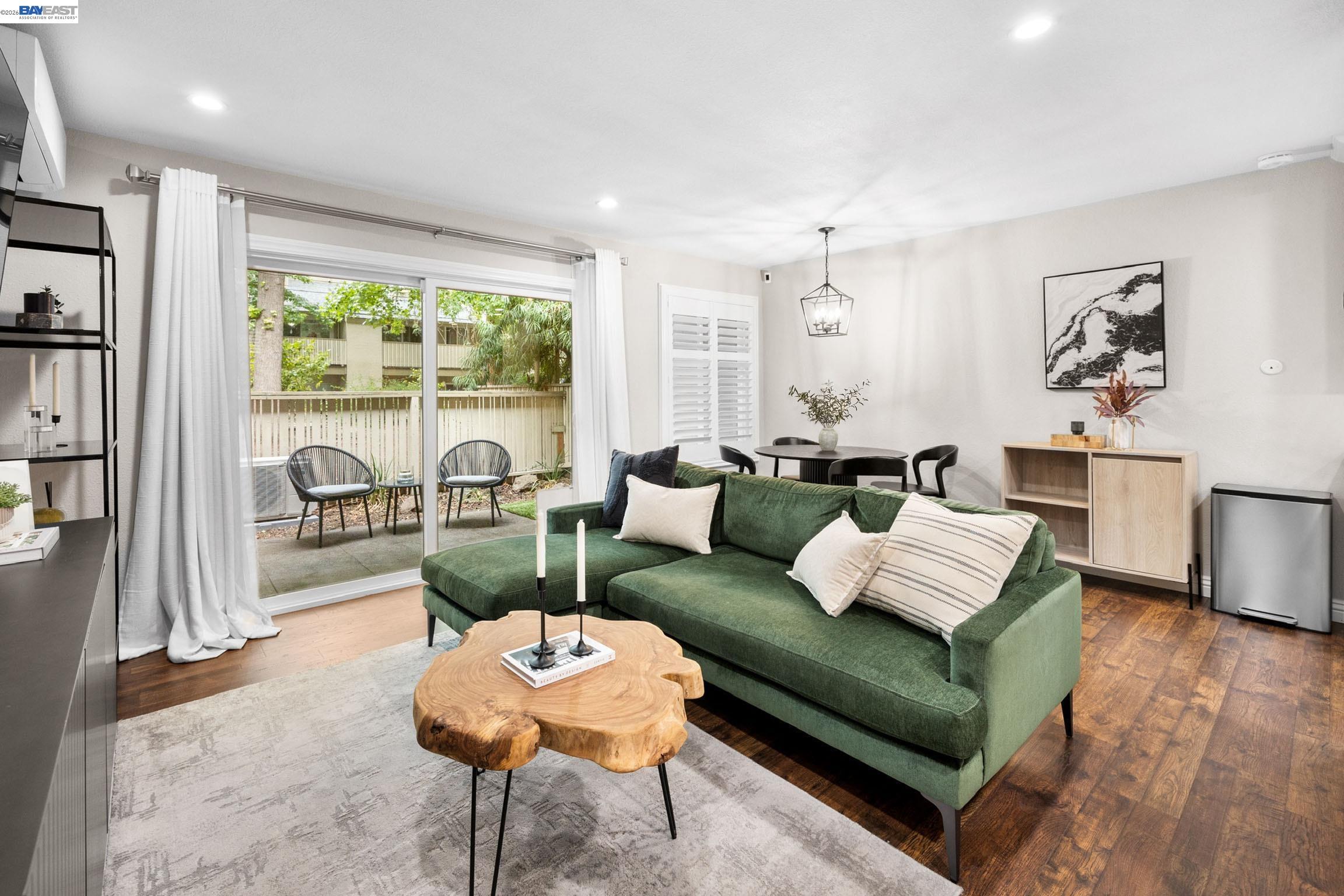 2724 Oak Road, Unit 88 Walnut Creek, CA 94597 - Photo 1 of 33