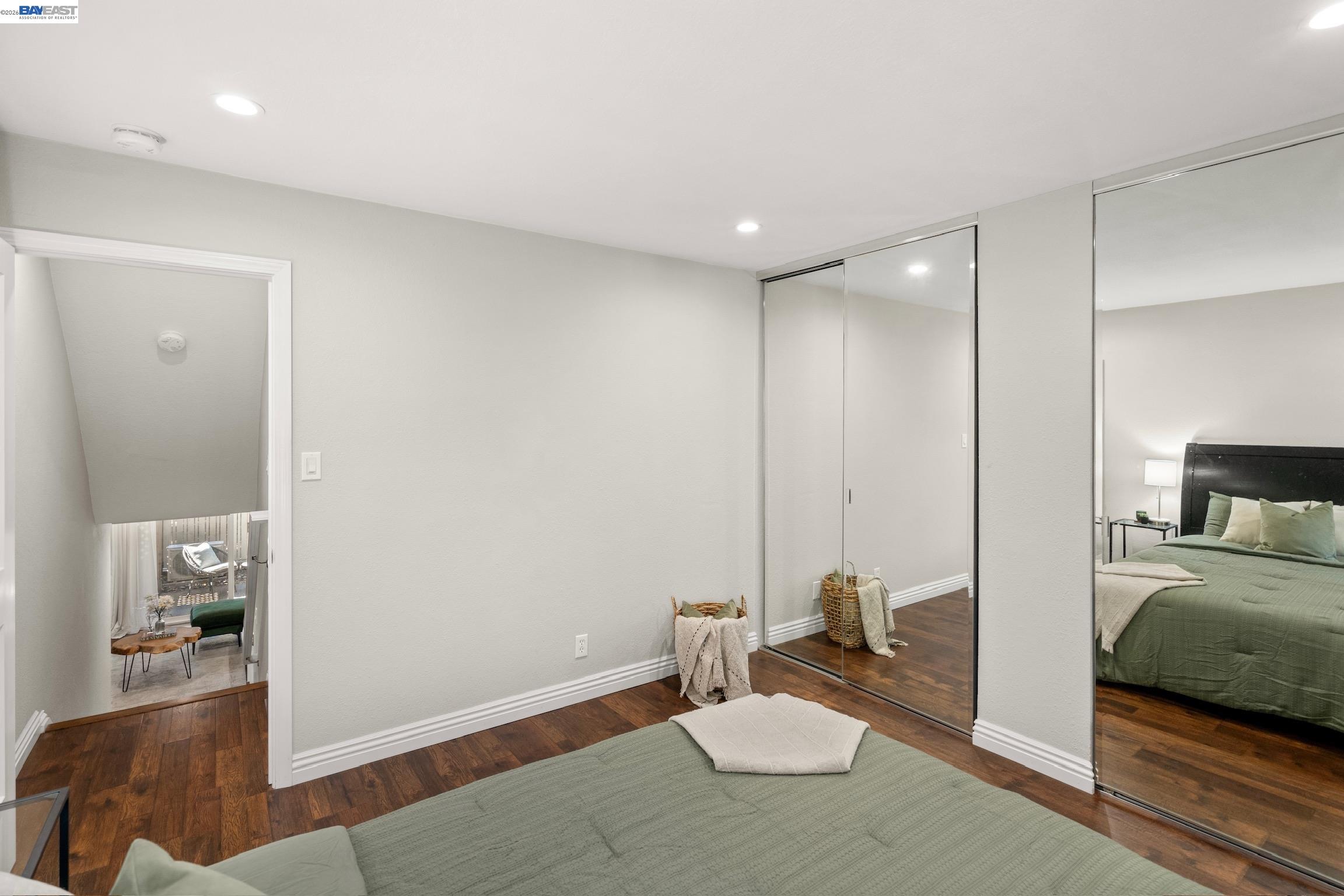 2724 Oak Road, Unit 88 Walnut Creek, CA 94597 - Photo 17 of 33