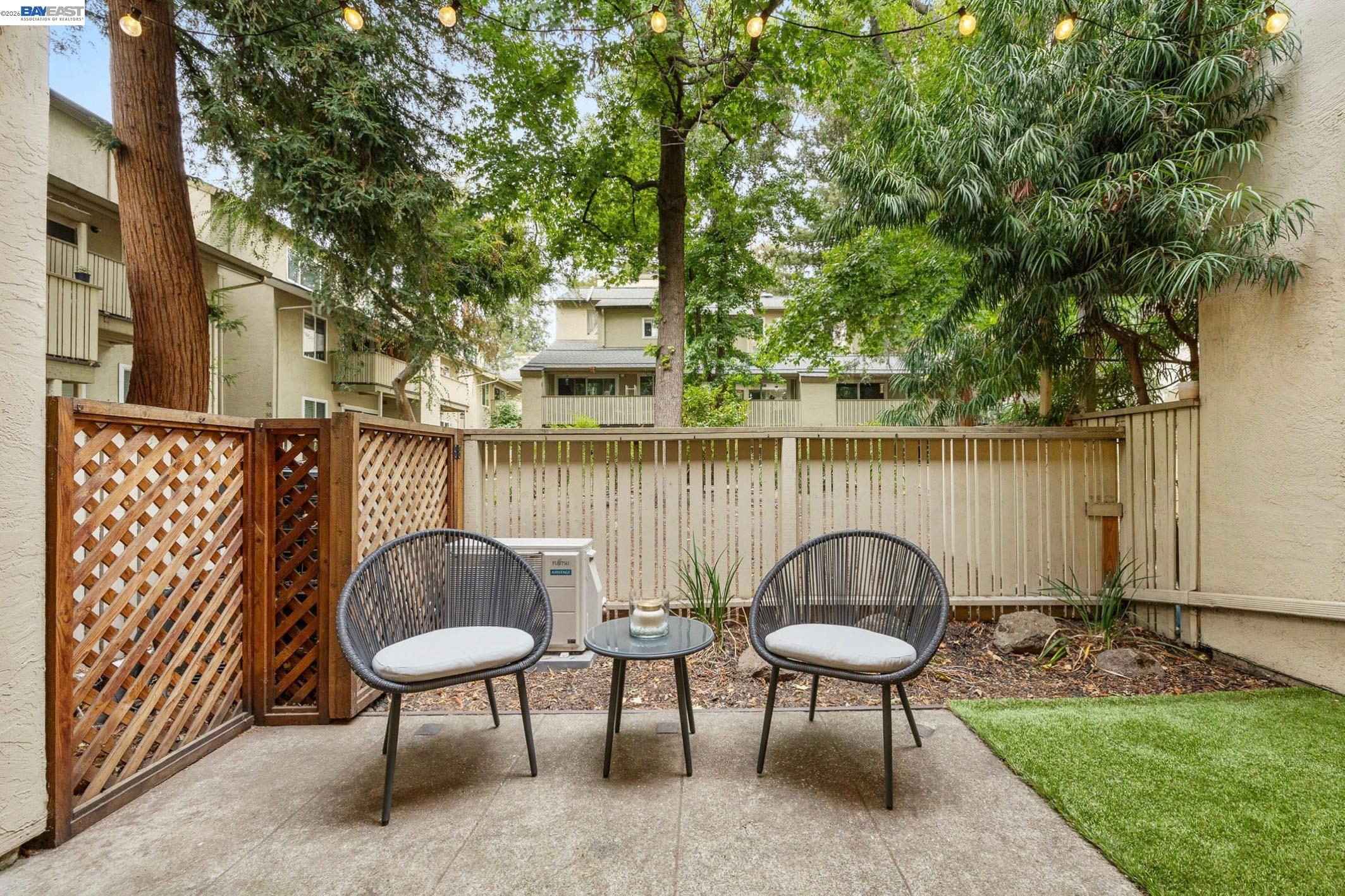 2724 Oak Road, Unit 88 Walnut Creek, CA 94597 - Photo 18 of 33