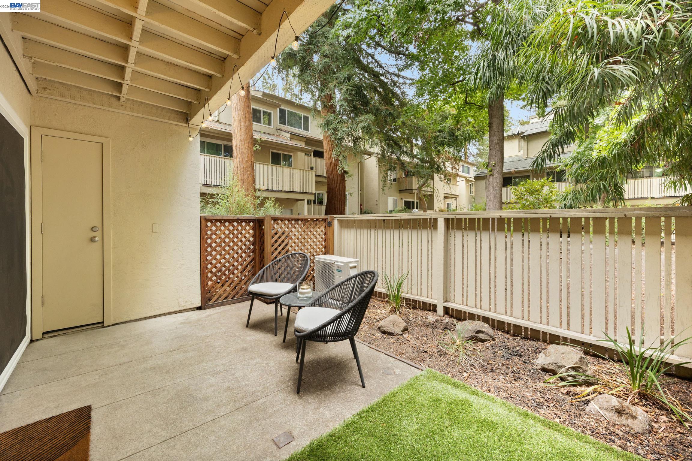 2724 Oak Road, Unit 88 Walnut Creek, CA 94597 - Photo 19 of 33