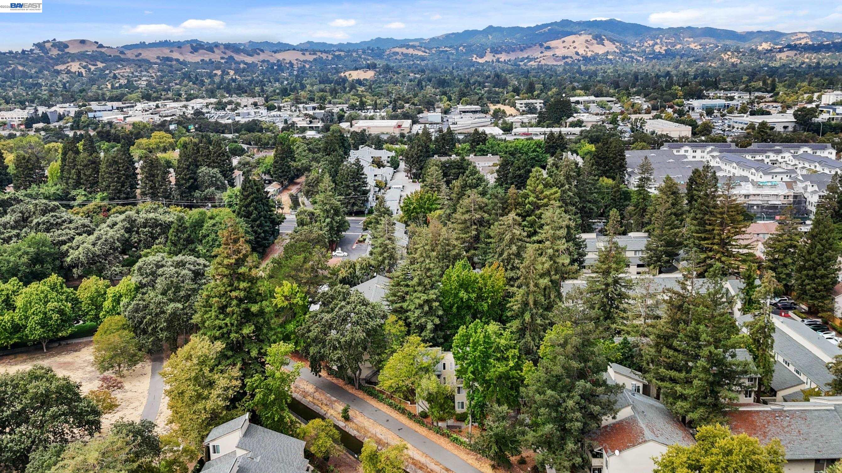 2724 Oak Road, Unit 88 Walnut Creek, CA 94597 - Photo 27 of 33