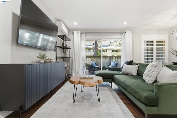 $360,000 | 2724 Oak Road, Unit 88, Walnut Creek, CA 94597