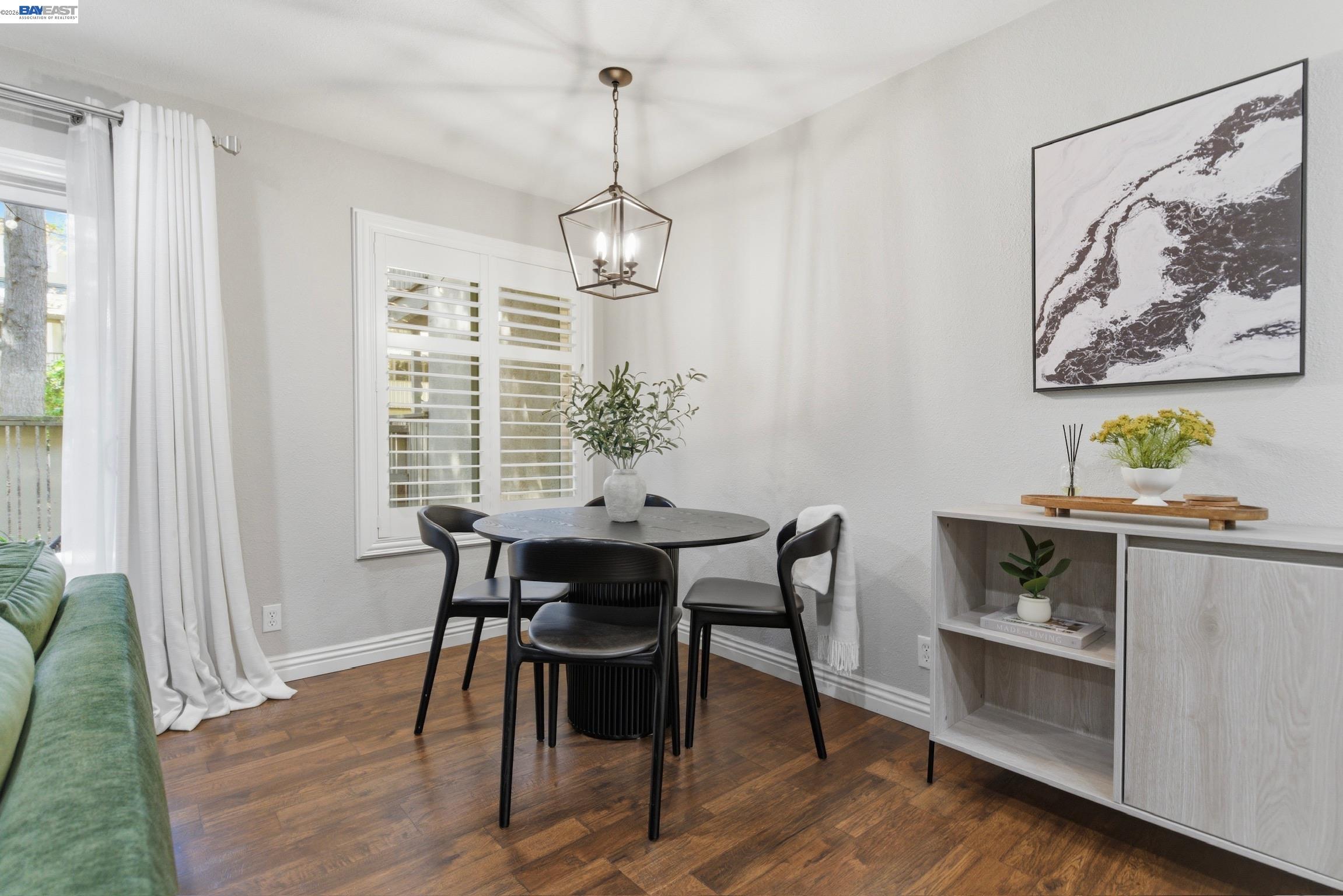 2724 Oak Road, Unit 88 Walnut Creek, CA 94597 - Photo 6 of 33