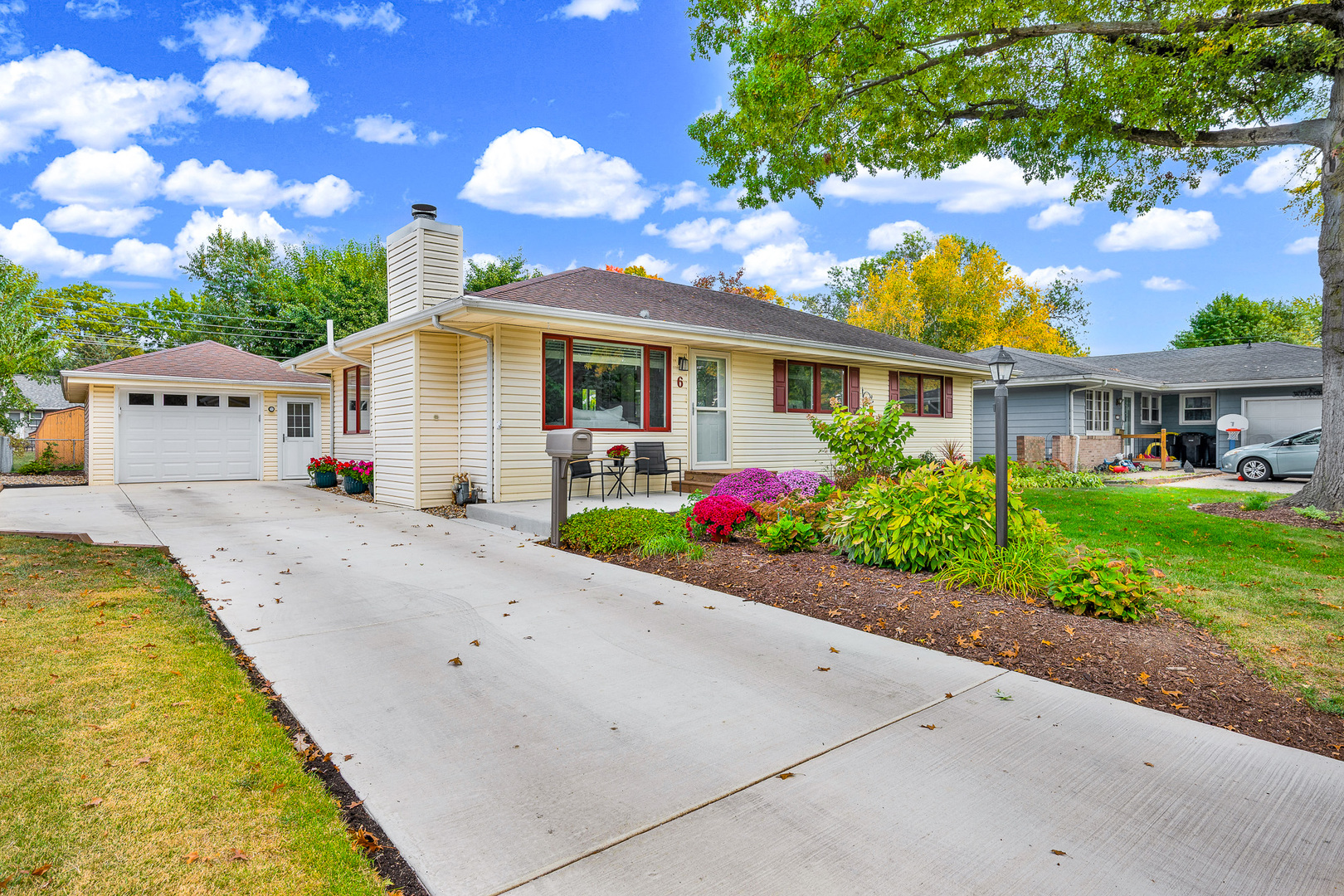 6 Wilmette Drive Normal, IL 61761 - Photo 2 of 50