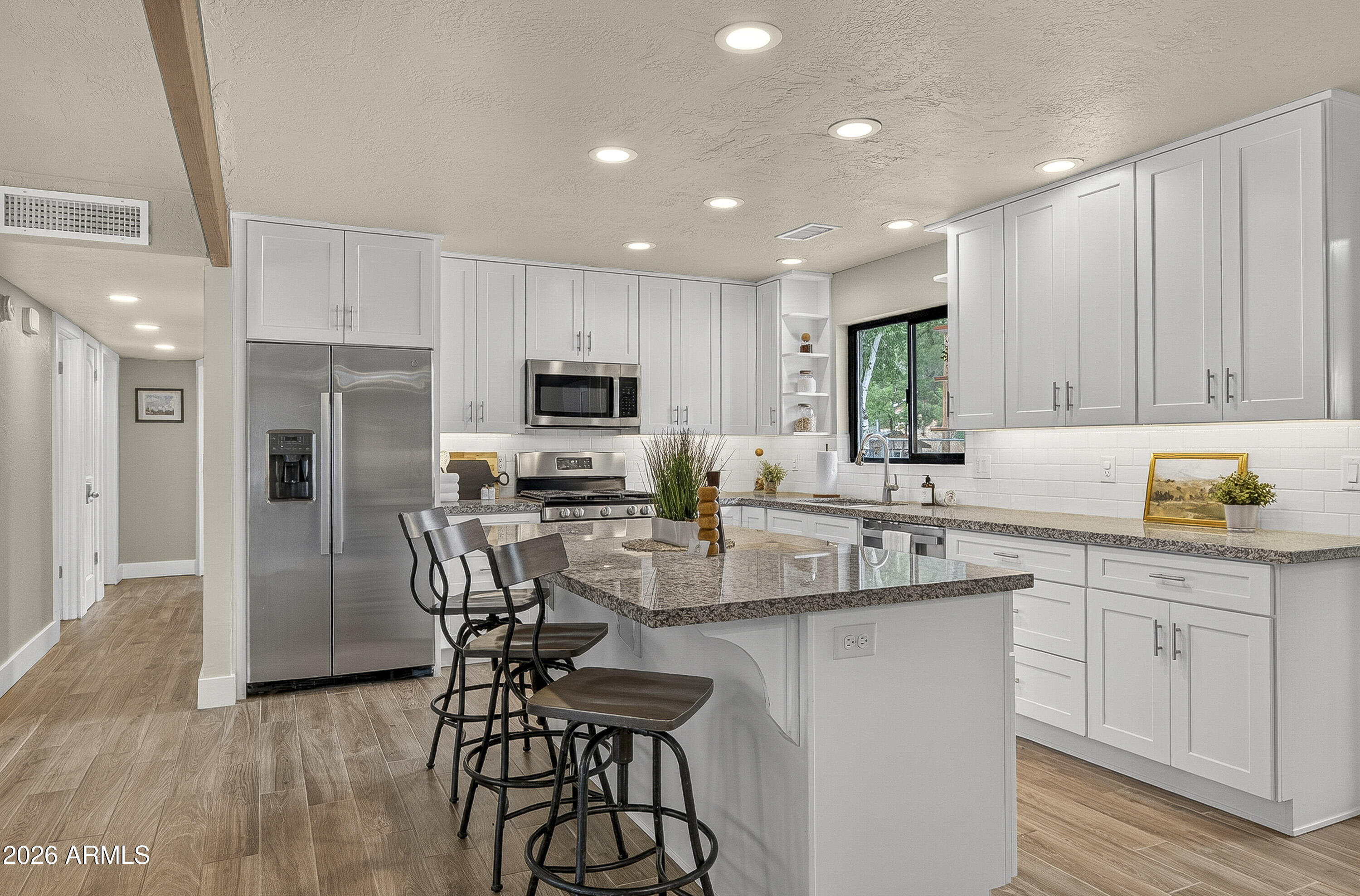 3207 North Manor Road Flagstaff, AZ 86004 - Photo 12 of 31 3207 N Manor Rd