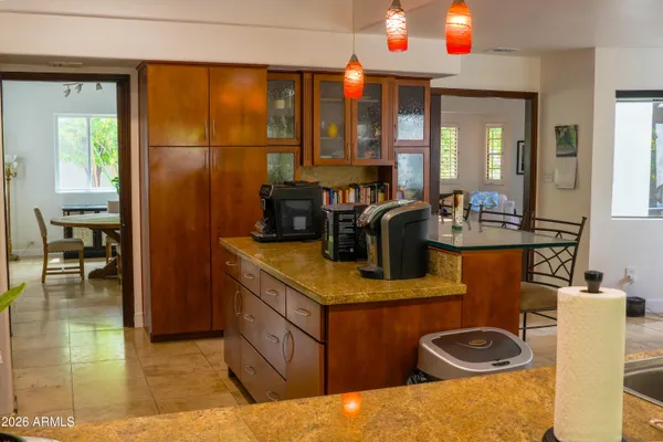 $1,645,000 | 20 East Bethany Home Road, Phoenix, AZ 85012
