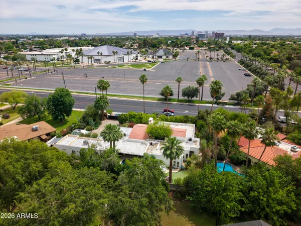 $1,645,000 | 20 East Bethany Home Road, Phoenix, AZ 85012