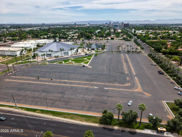 $1,645,000 | 20 East Bethany Home Road, Phoenix, AZ 85012