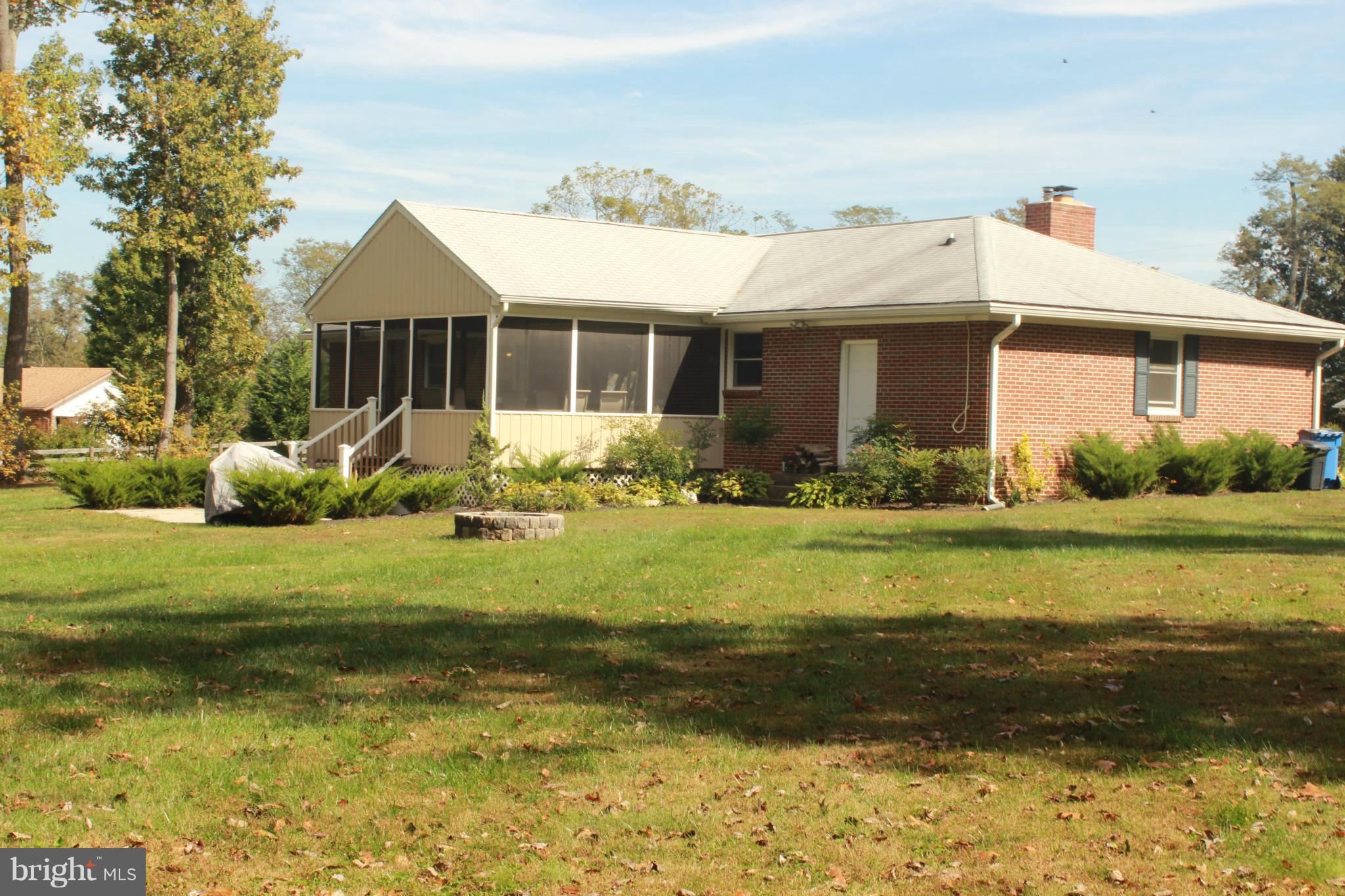 6333 Davis Road Mount Airy, MD 21771 - Photo 2 of 30 Exterior (Rear)