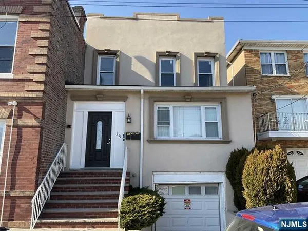 $3,000 | 311 5th Street, Unit 2, Fairview, NJ 07022