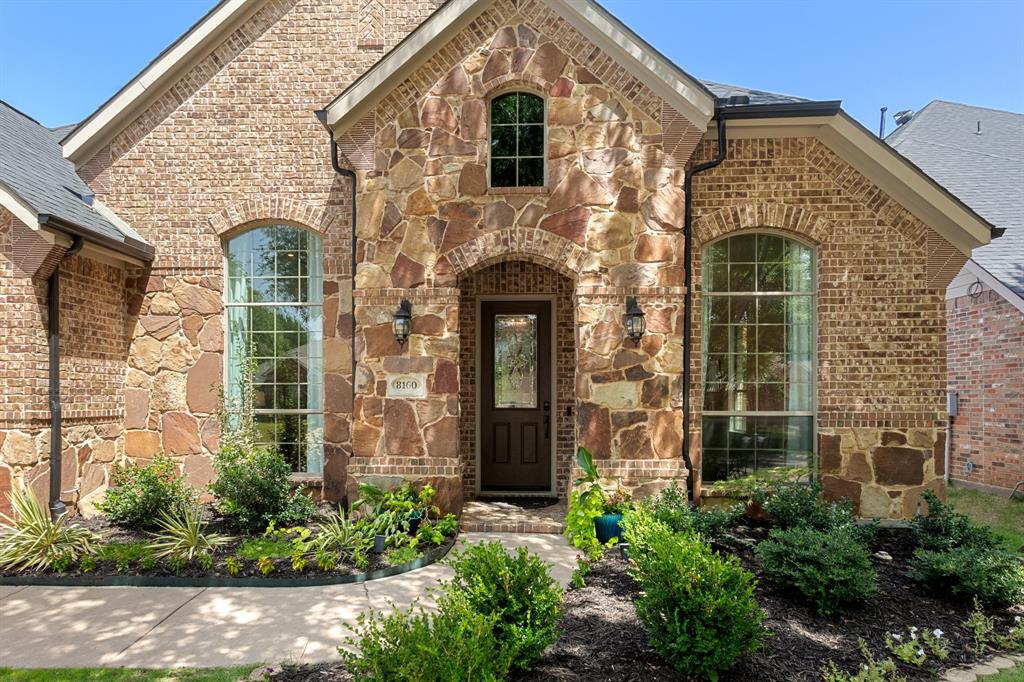 8160 Holliday Road Lantana, TX 76226 - Photo 2 of 39