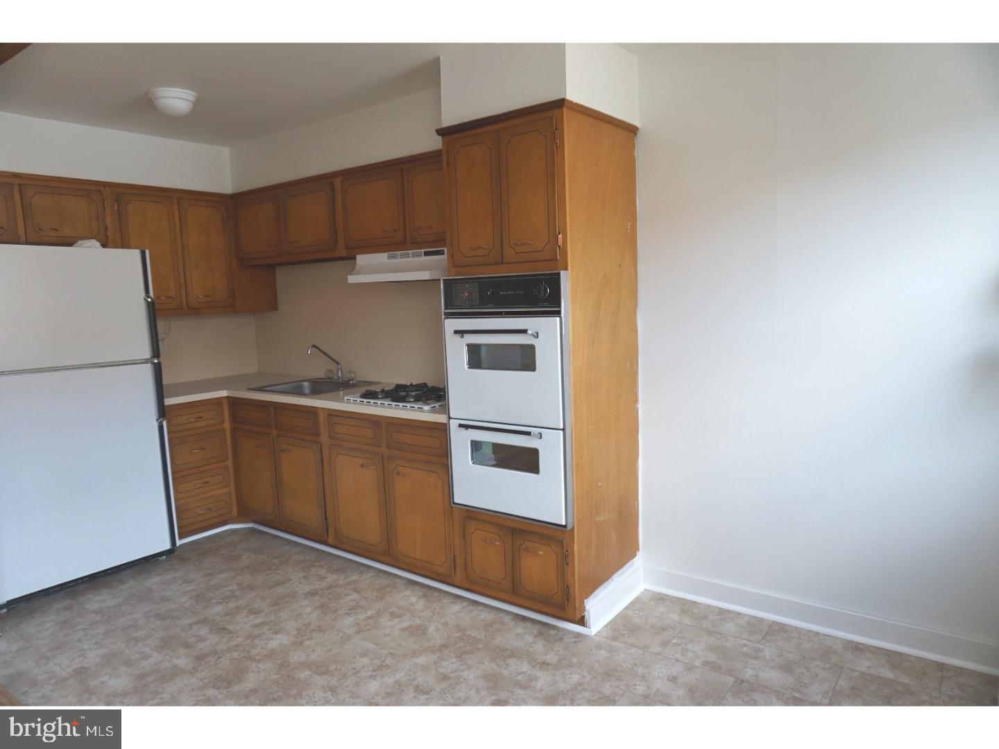 8612 Jackson Street Philadelphia, PA 19136 - Photo 9 of 25 Kitchen