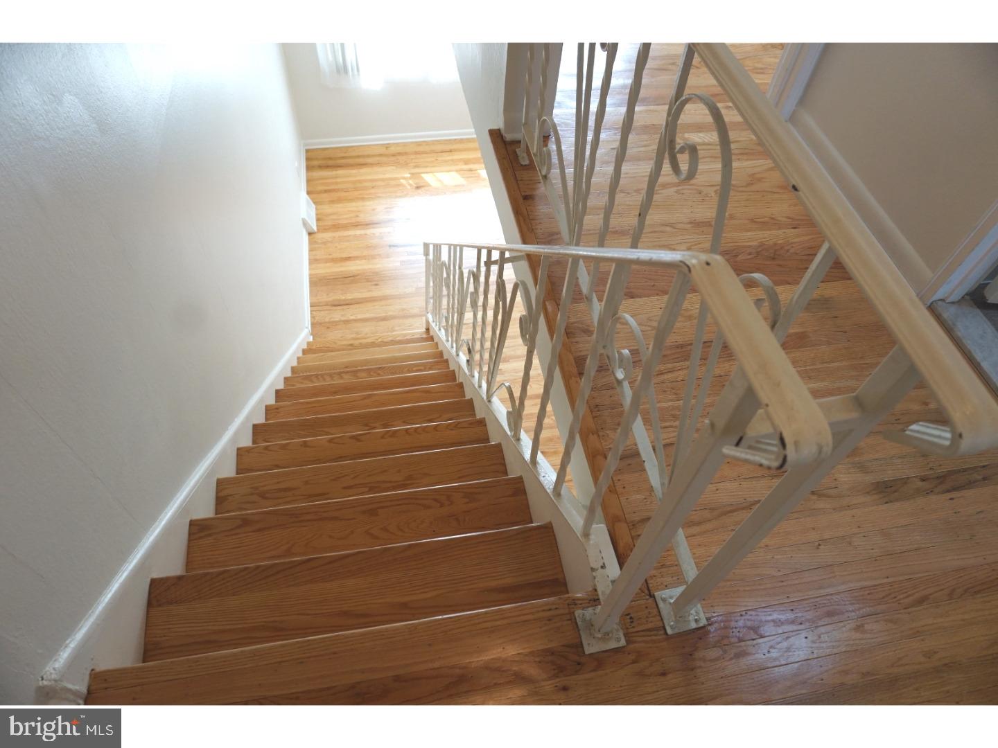 8612 Jackson Street Philadelphia, PA 19136 - Photo 10 of 25 Hallway