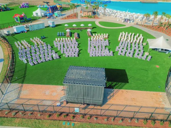 $2,385 | 1794 North Peach Creek Drive, Unit B, Dayton, TX 77535