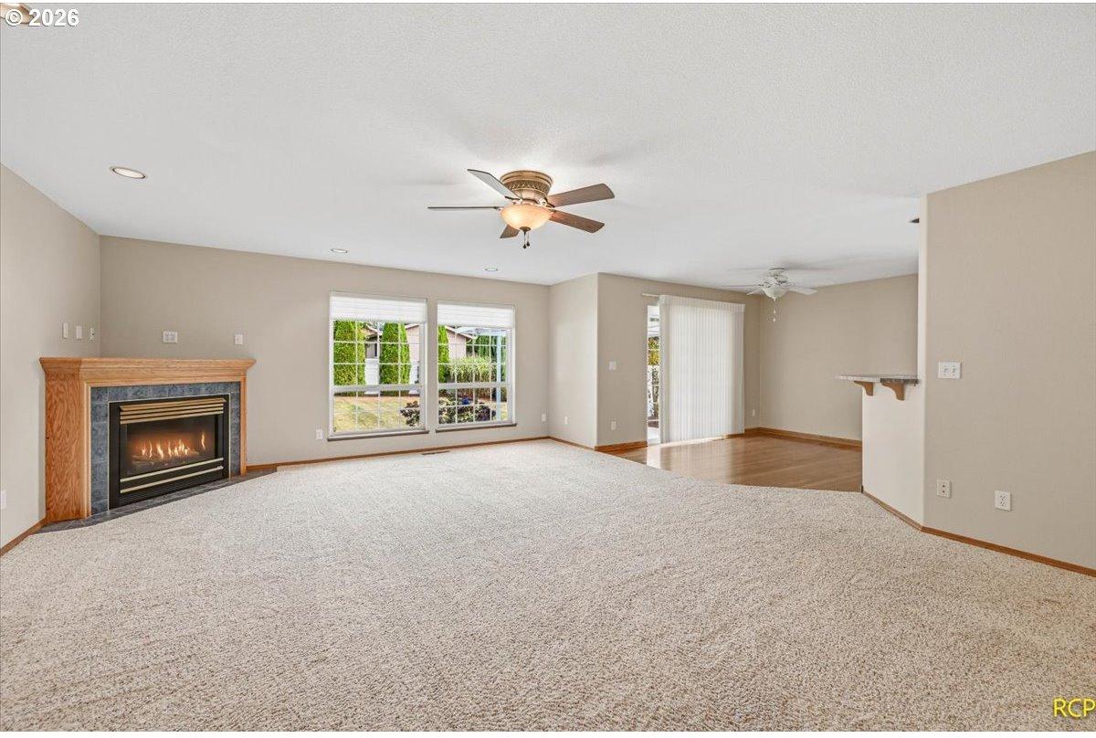 2694 Sykes Road St. Helens, OR 97051 - Photo 6 of 42 Living Room