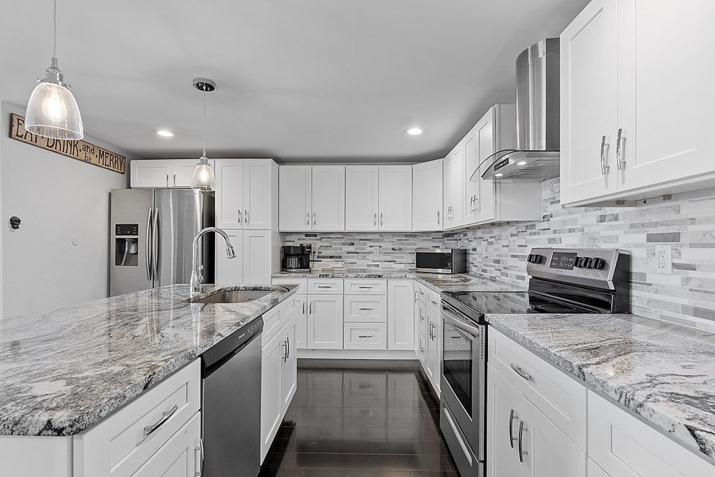 481 Leadmine Road Sturbridge, MA 01566 - Photo 14 of 42