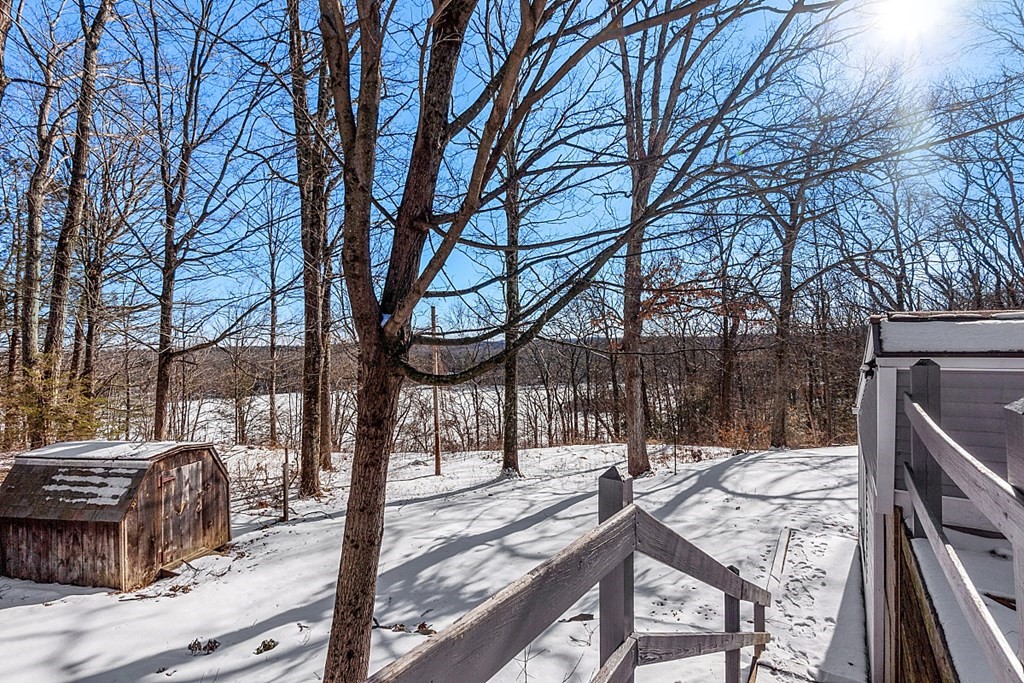 481 Leadmine Road Sturbridge, MA 01566 - Photo 6 of 42