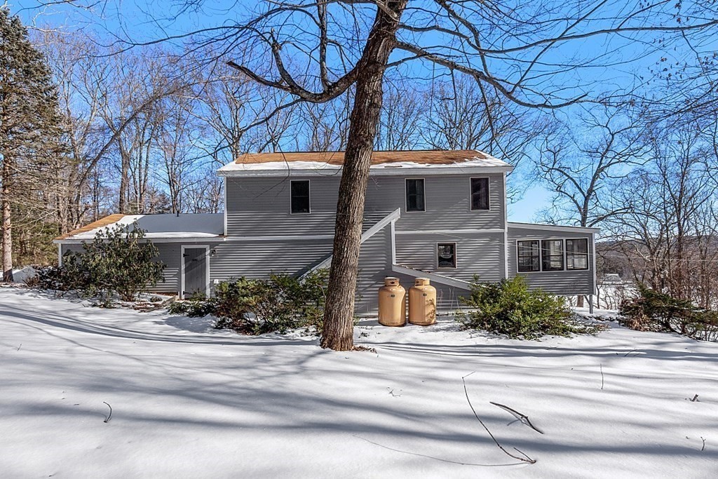 481 Leadmine Road Sturbridge, MA 01566 - Photo 10 of 42