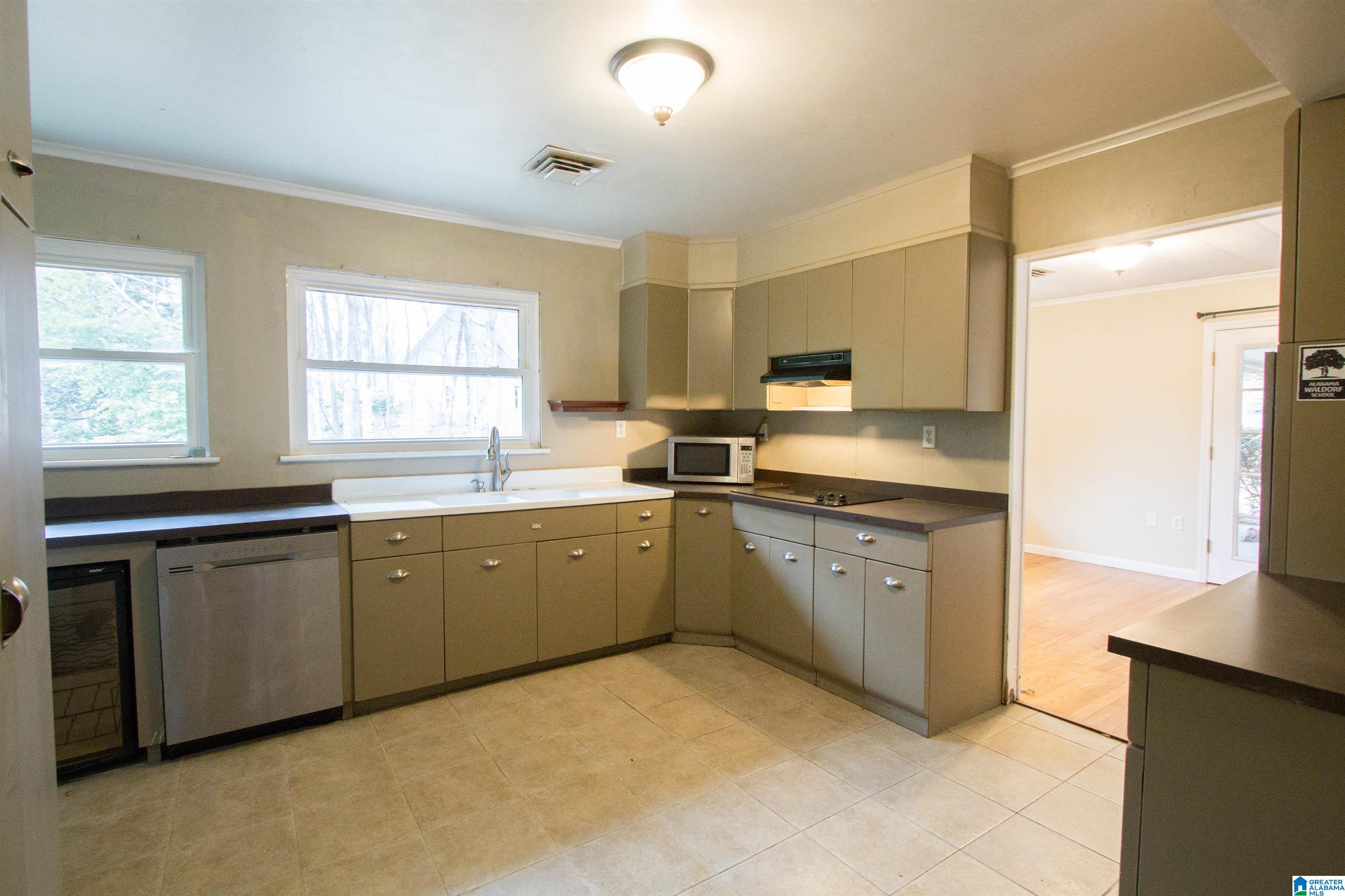 605 Ridge Road Birmingham, AL 35206 - Photo 7 of 29