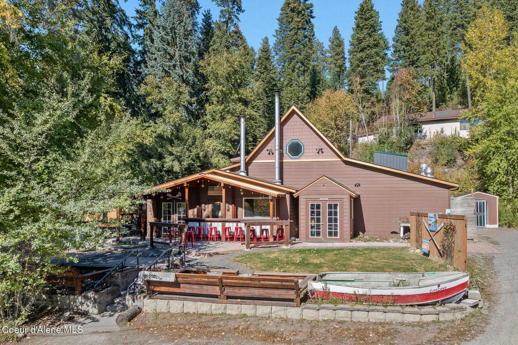12076 North Wildwood Point Road Post Falls, ID 83854 - Photo 11 of 12 Embers