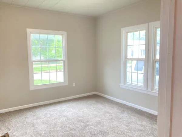$1,550 | 104 May Avenue, Cleburne, TX 76031