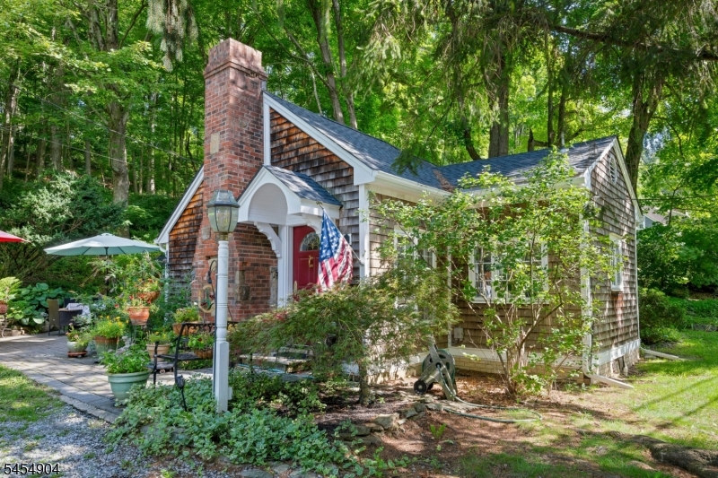 23 Combs Hollow Road Randolph, NJ 07945 - Photo 1 of 26 Gallery Image 1