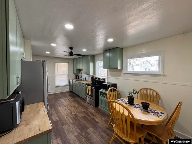 $165,000 | 322 South 3rd Street East, Riverton, WY 82501