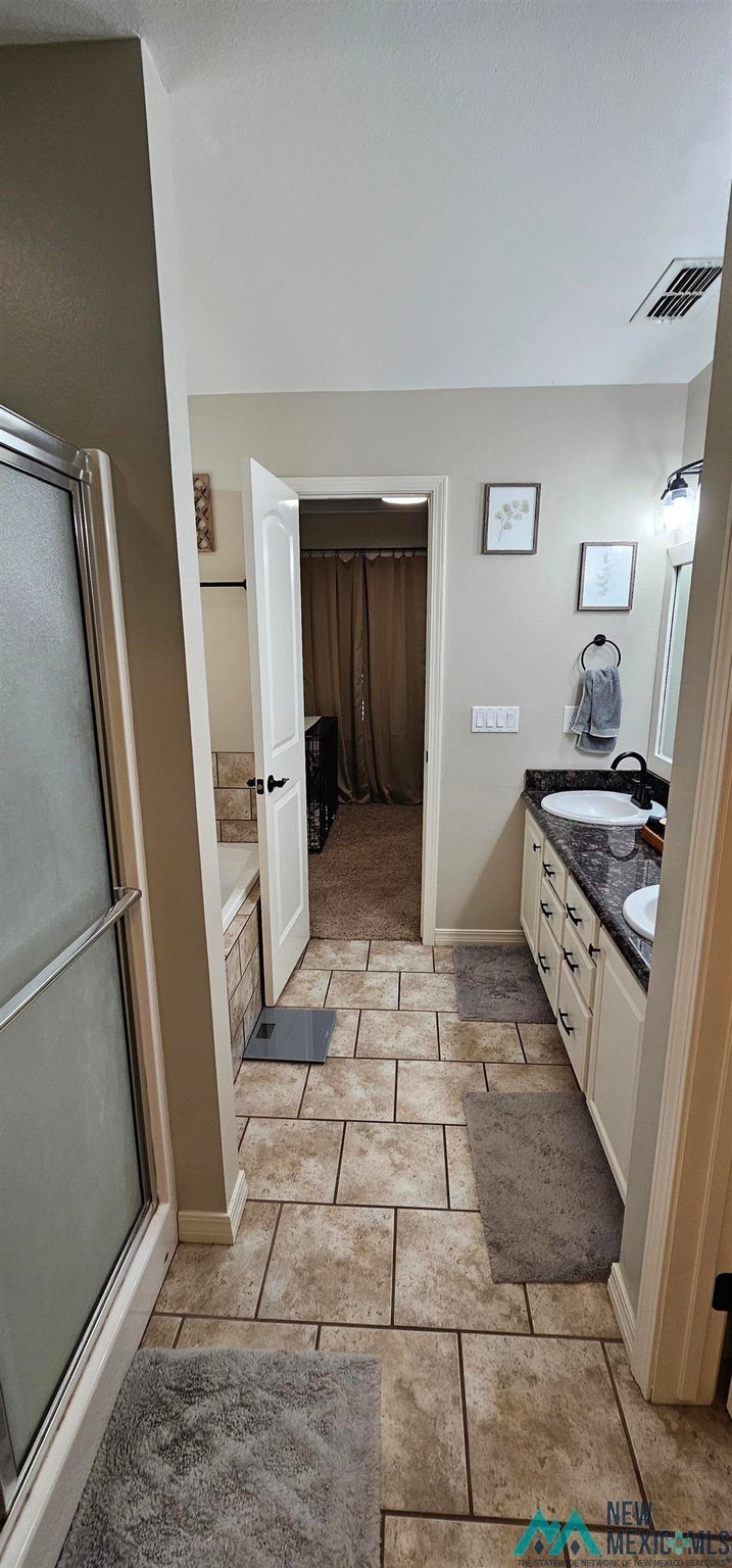 2328 Ralph Boone Clovis, NM 88101 - Photo 27 of 39 Gallery Image 27