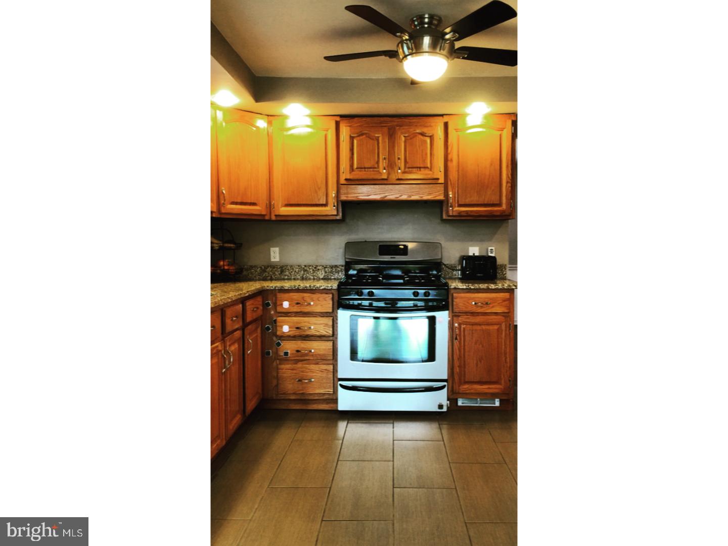 825 Springhill Road Secane, PA 19018 - Photo 5 of 18 Gallery Image 5