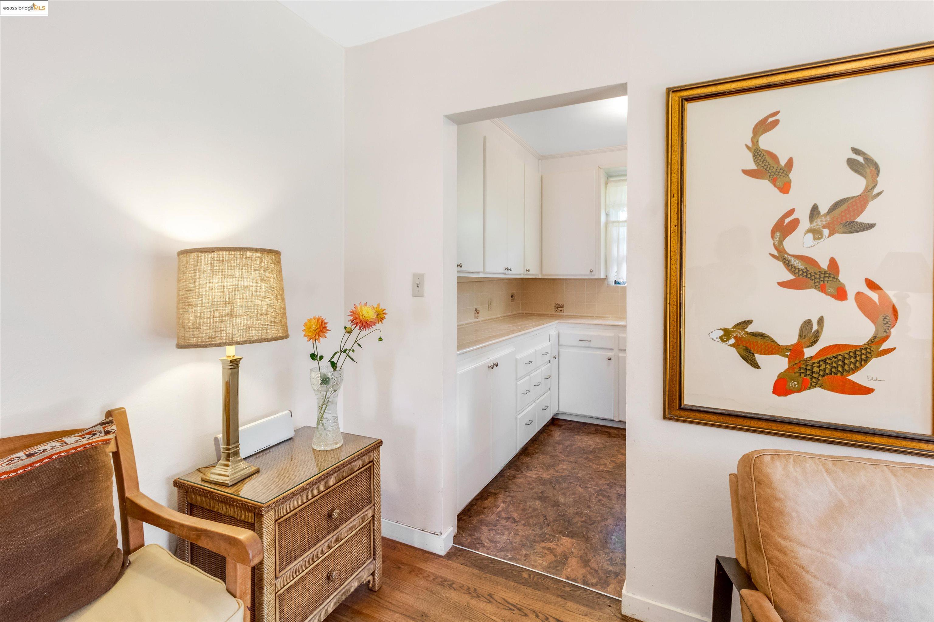 7415 Circle Hill Drive Oakland, CA 94605 - Photo 15 of 42