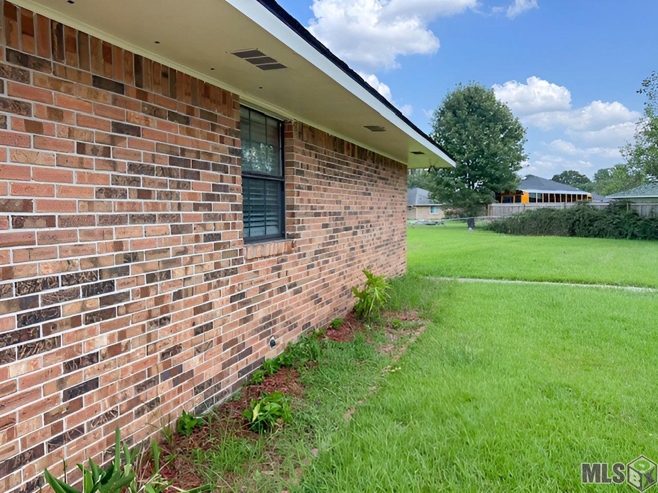 12157 East Banofax Avenue Baton Rouge, LA 70814 - Photo 15 of 16