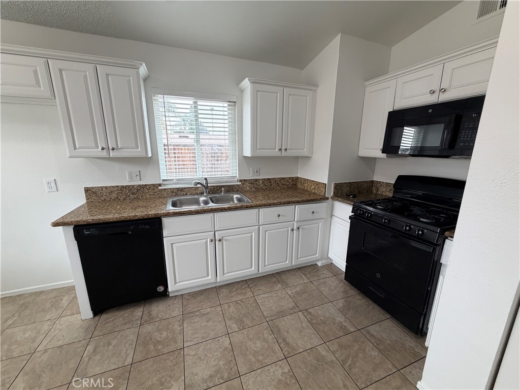 7335 Lydia Avenue Riverside, CA 92504 - Photo 9 of 43