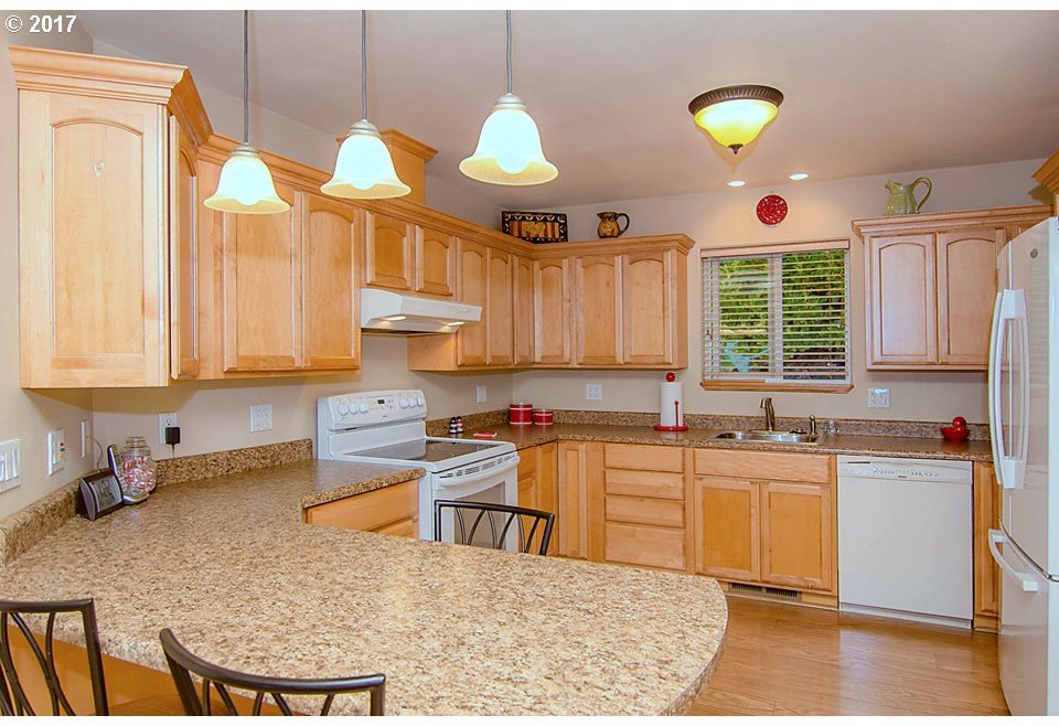 167 Jamie Loop Roseburg, OR 97471 - Photo 16 of 31 Gallery Image 16