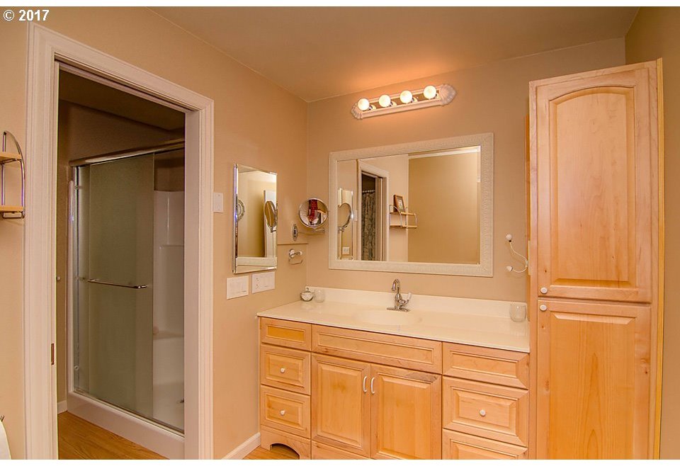 167 Jamie Loop Roseburg, OR 97471 - Photo 23 of 31 Gallery Image 23