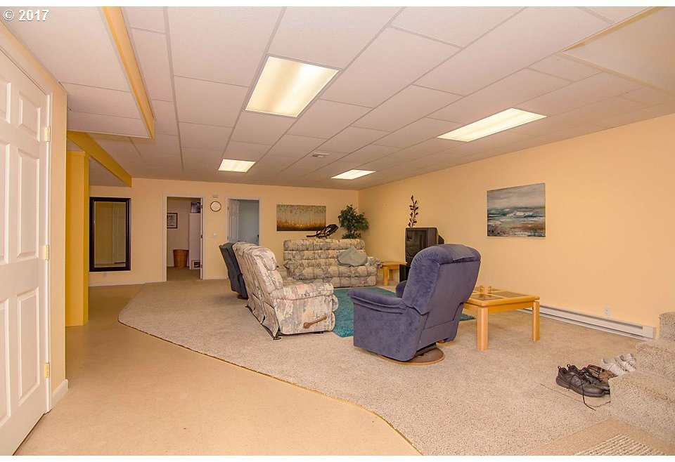 167 Jamie Loop Roseburg, OR 97471 - Photo 26 of 31 Gallery Image 26