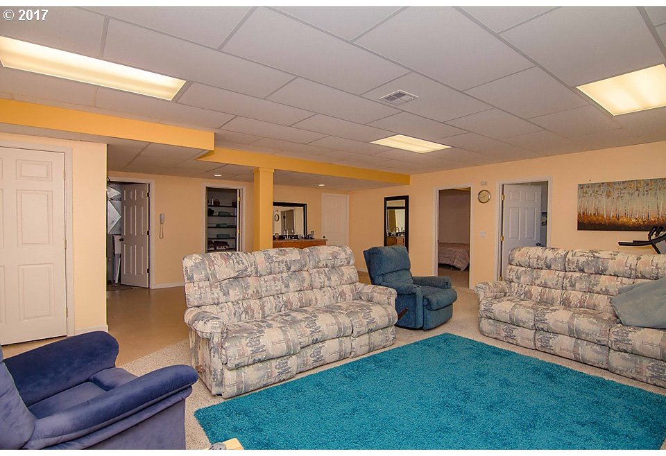 167 Jamie Loop Roseburg, OR 97471 - Photo 27 of 31 Gallery Image 27